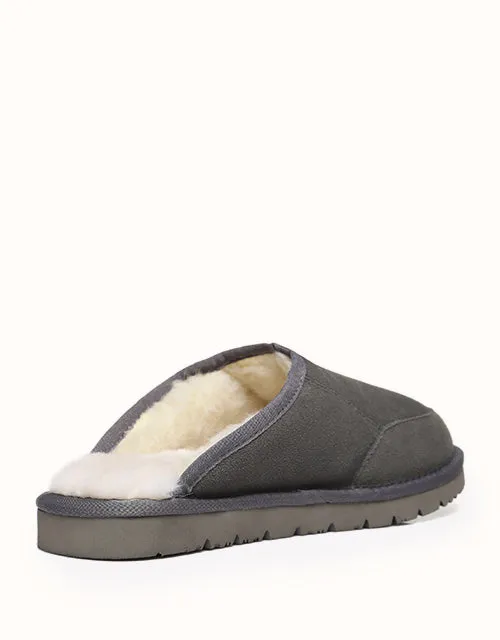 AUSTRALIAN SHEPHERD® Bred Scuff UGG Shoes