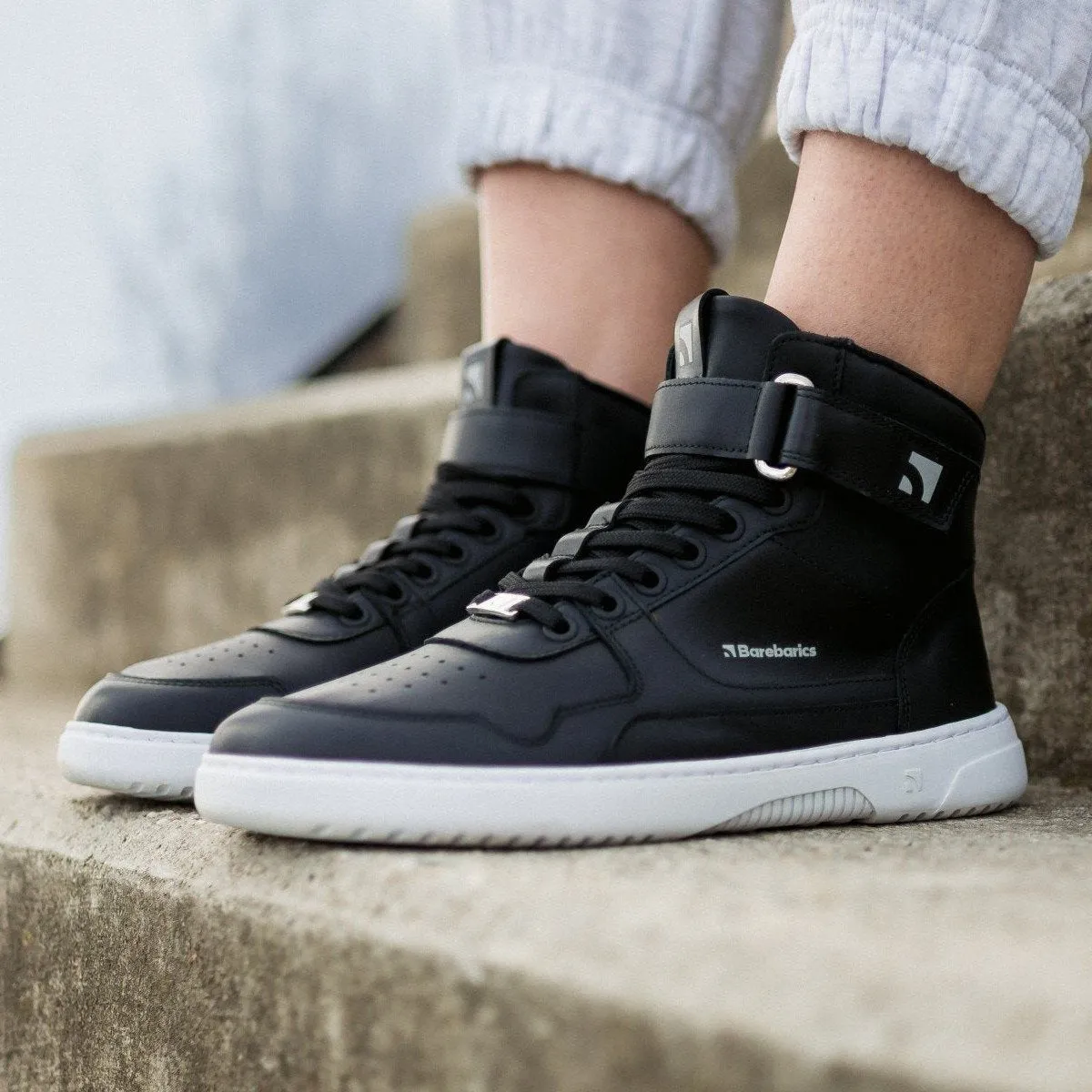 Barefoot Sneakers Barebarics Zing - High Top - Black & White - Leather Shoes_Be Lenka_Footwear