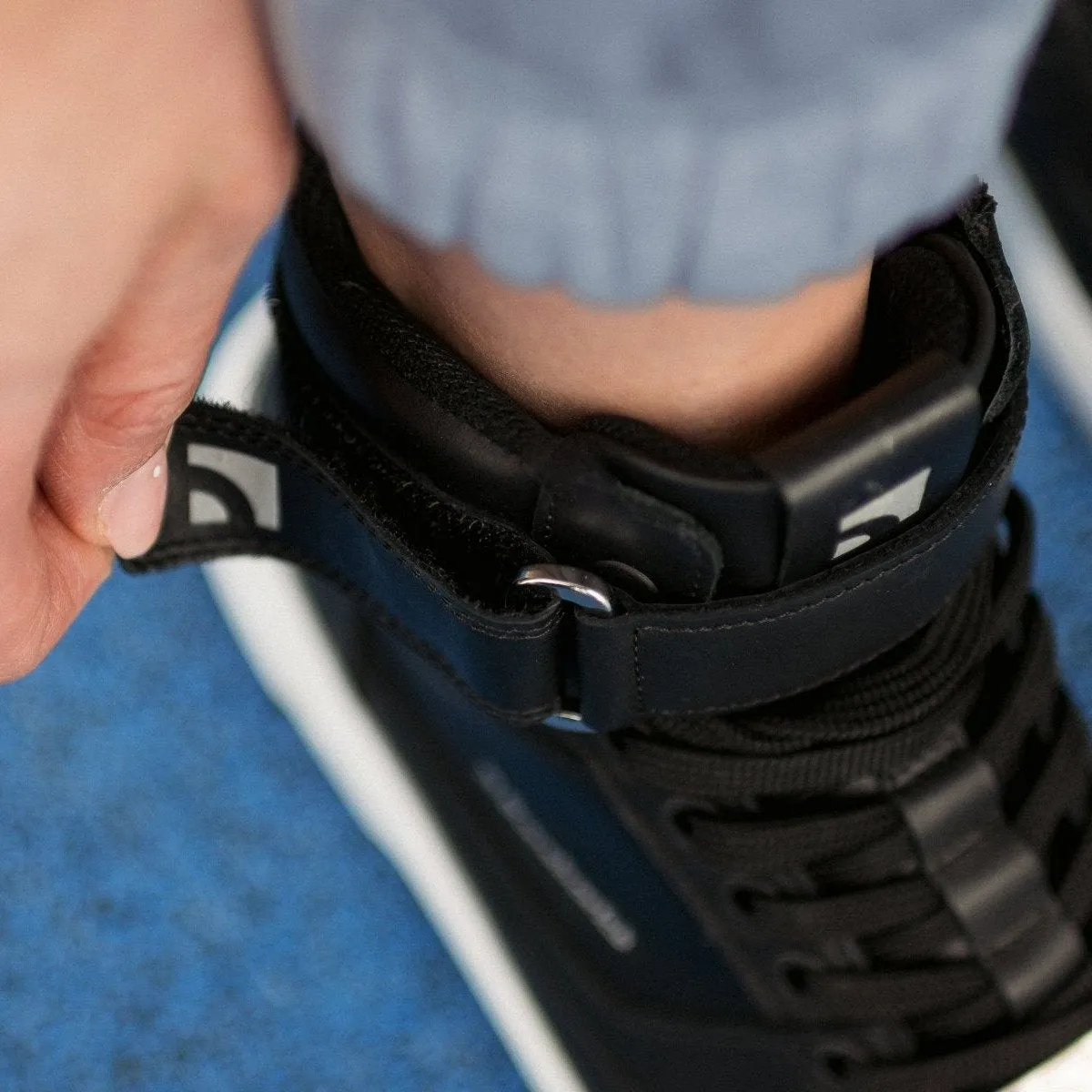 Barefoot Sneakers Barebarics Zing - High Top - Black & White - Leather Shoes_Be Lenka_Footwear