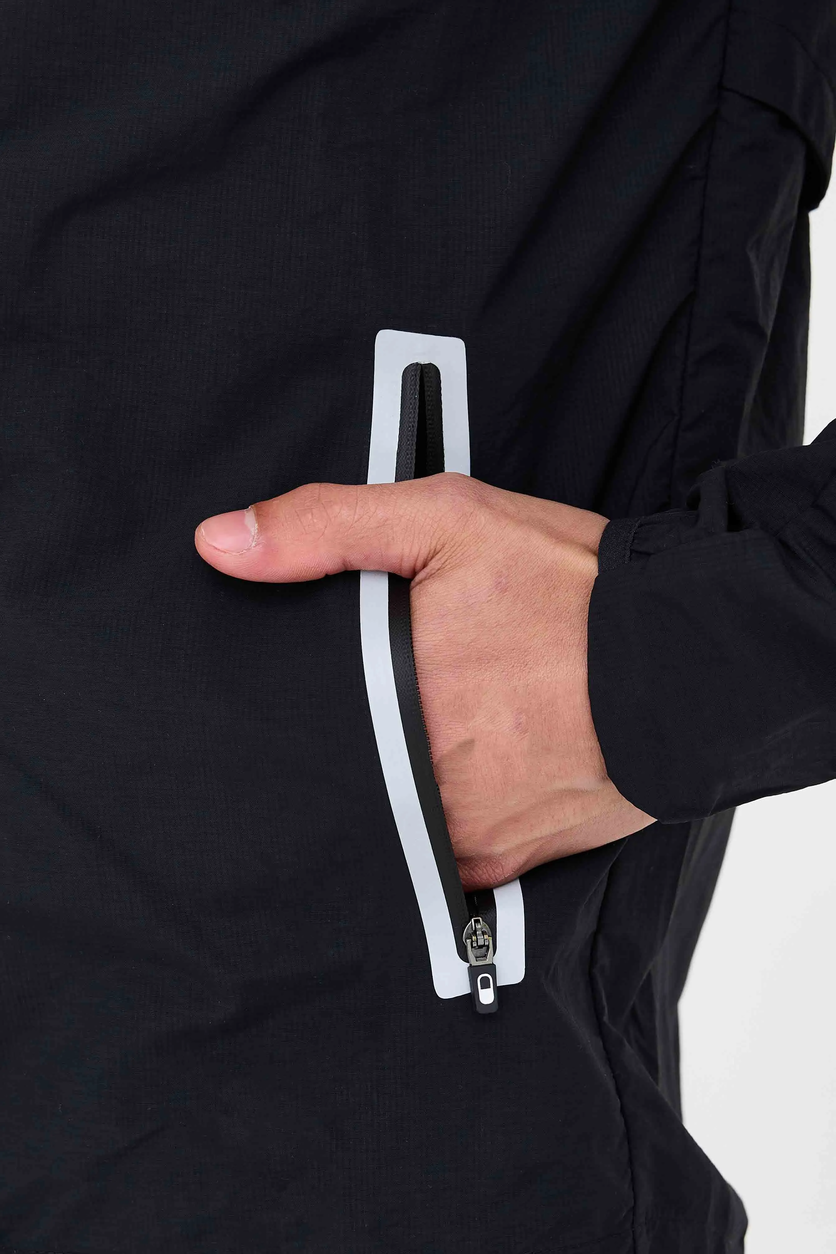 DripModa Arcs Windbreaker - Black