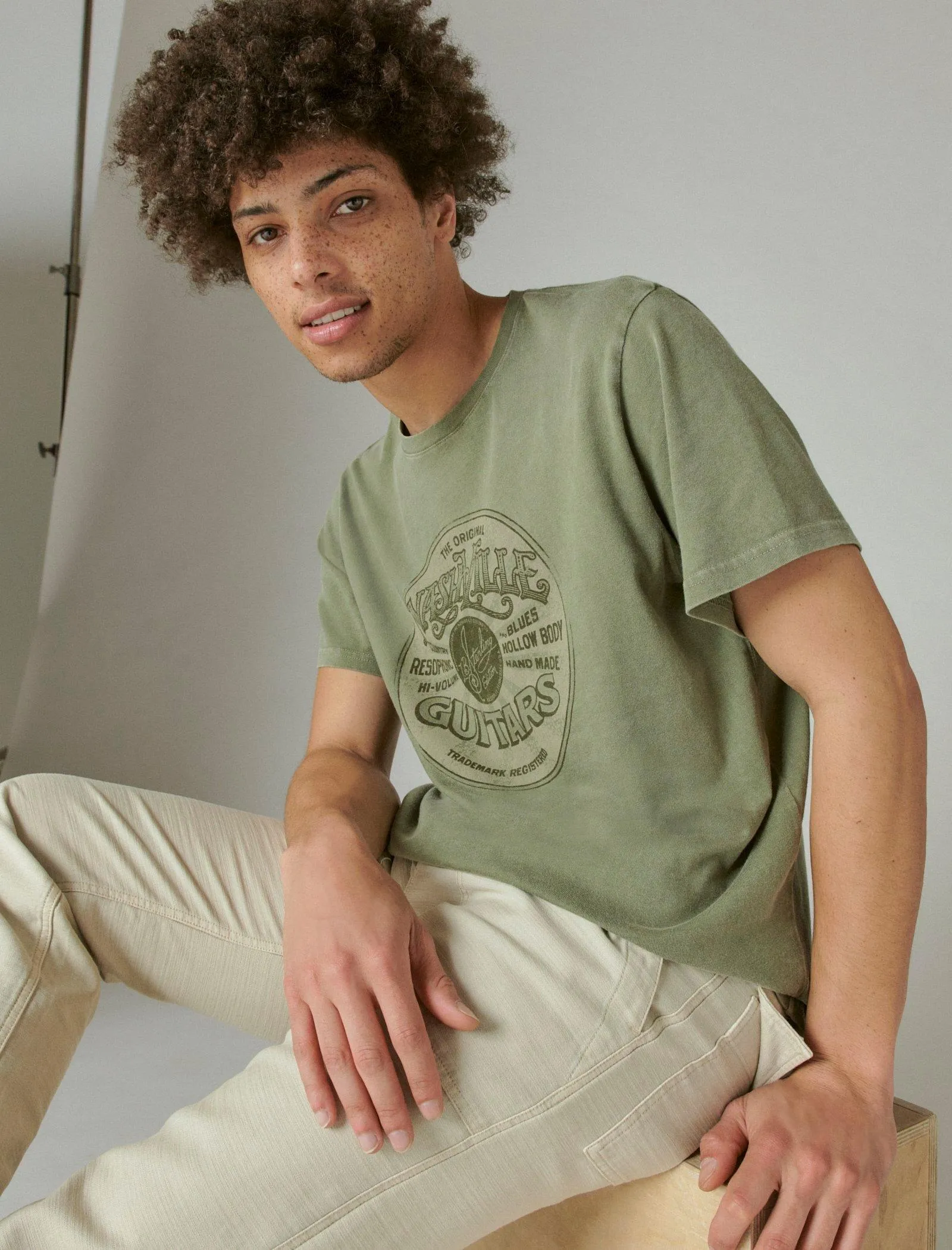 Lucky Brand Nashville Guitars Graphic Tee Four Leaf Clover Lucky Brand