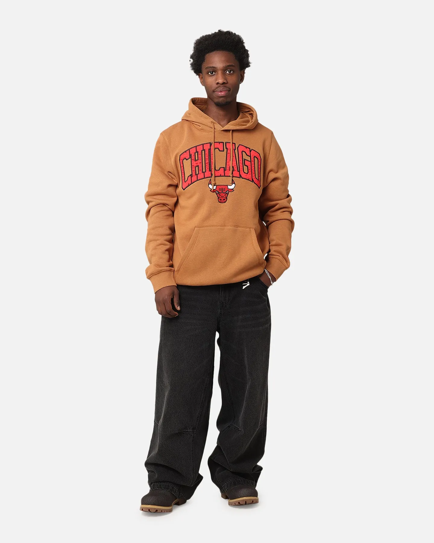 New Era Chicago Bulls Pullover Hoodie Medium Beige