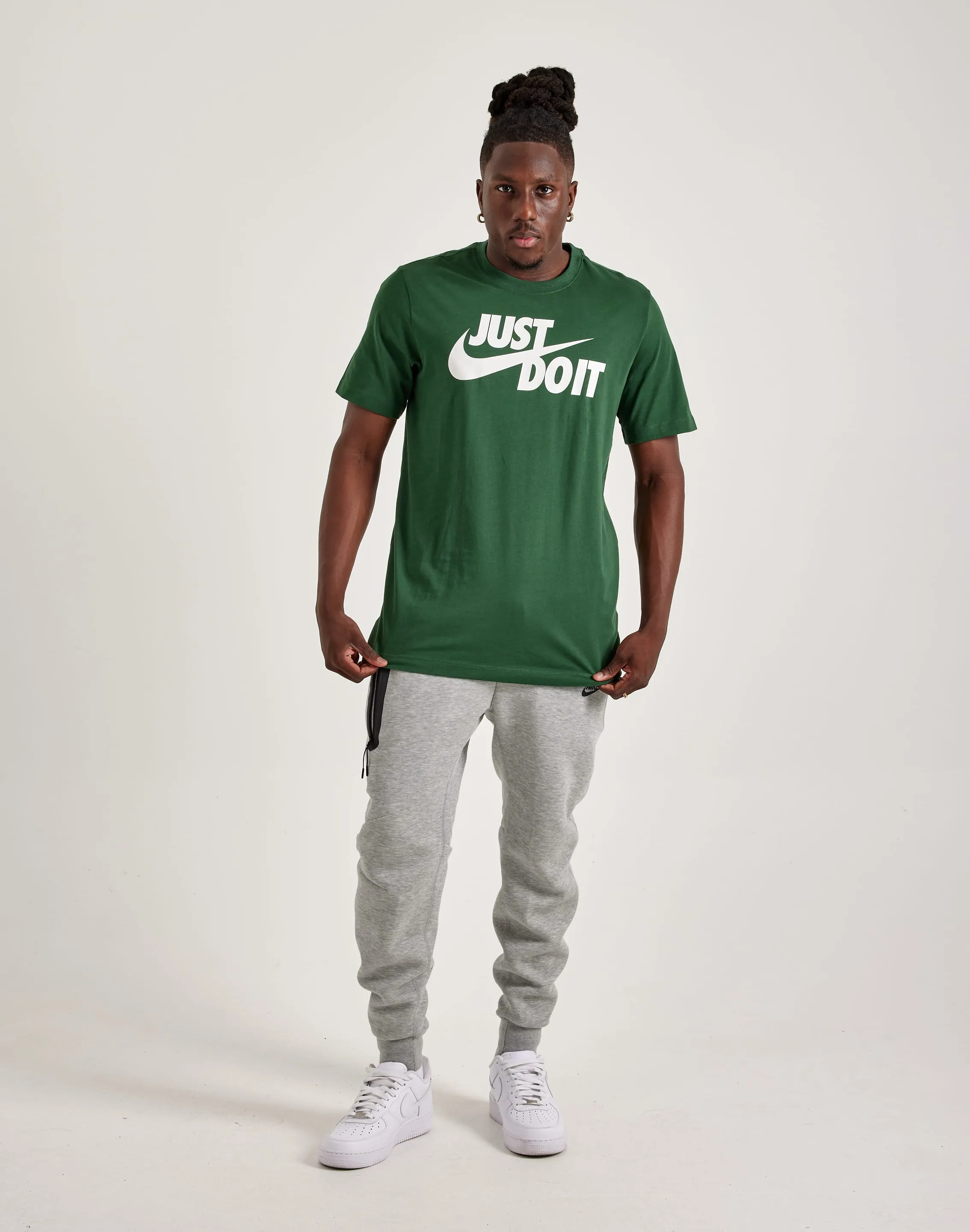 Nike Just Do It Swoosh Tee