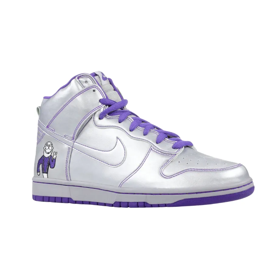 Nike SB Dunk High Dinosaur Jr. Metallic Silver Nike Dunk