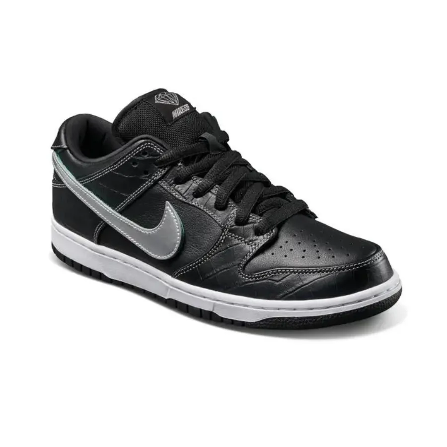 Nike SB Dunk Low Diamond Supply Co. Black Diamond Black Chrome Tropical Twist Nike Dunk