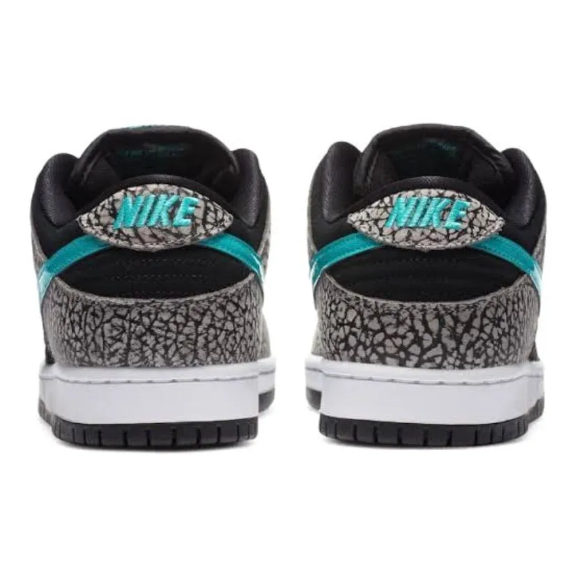 Nike SB Dunk Low Pro Medium Grey Clear Jade Black Nike Dunk