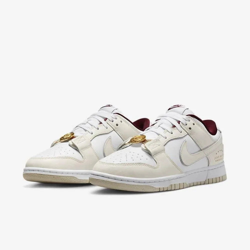 Nike	Sneakers Nike Dunk Low SE 'Just Do It White Phantom' (W)