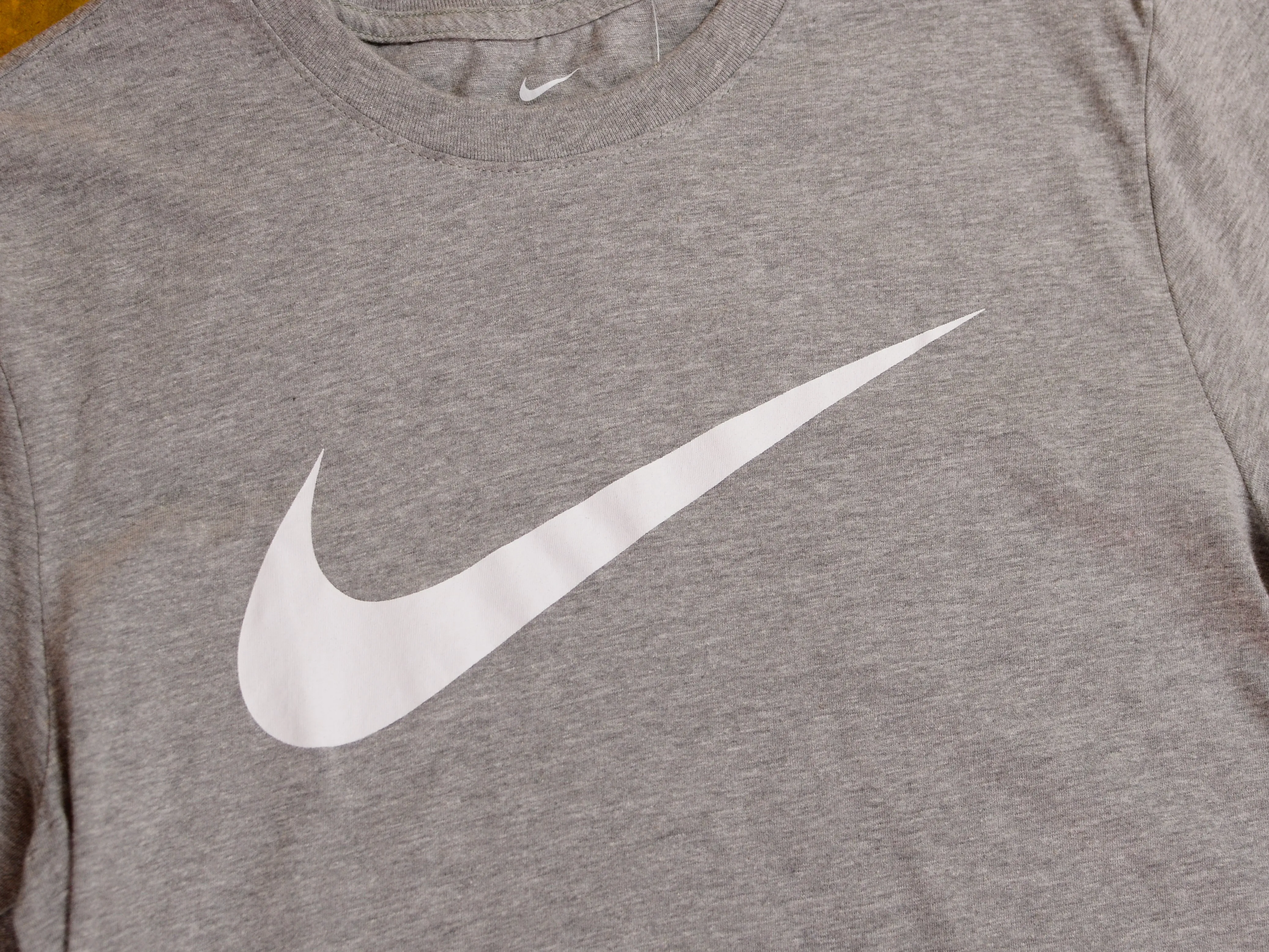 Nike Sportswear Swoosh T-Shirt - Athletic Heather