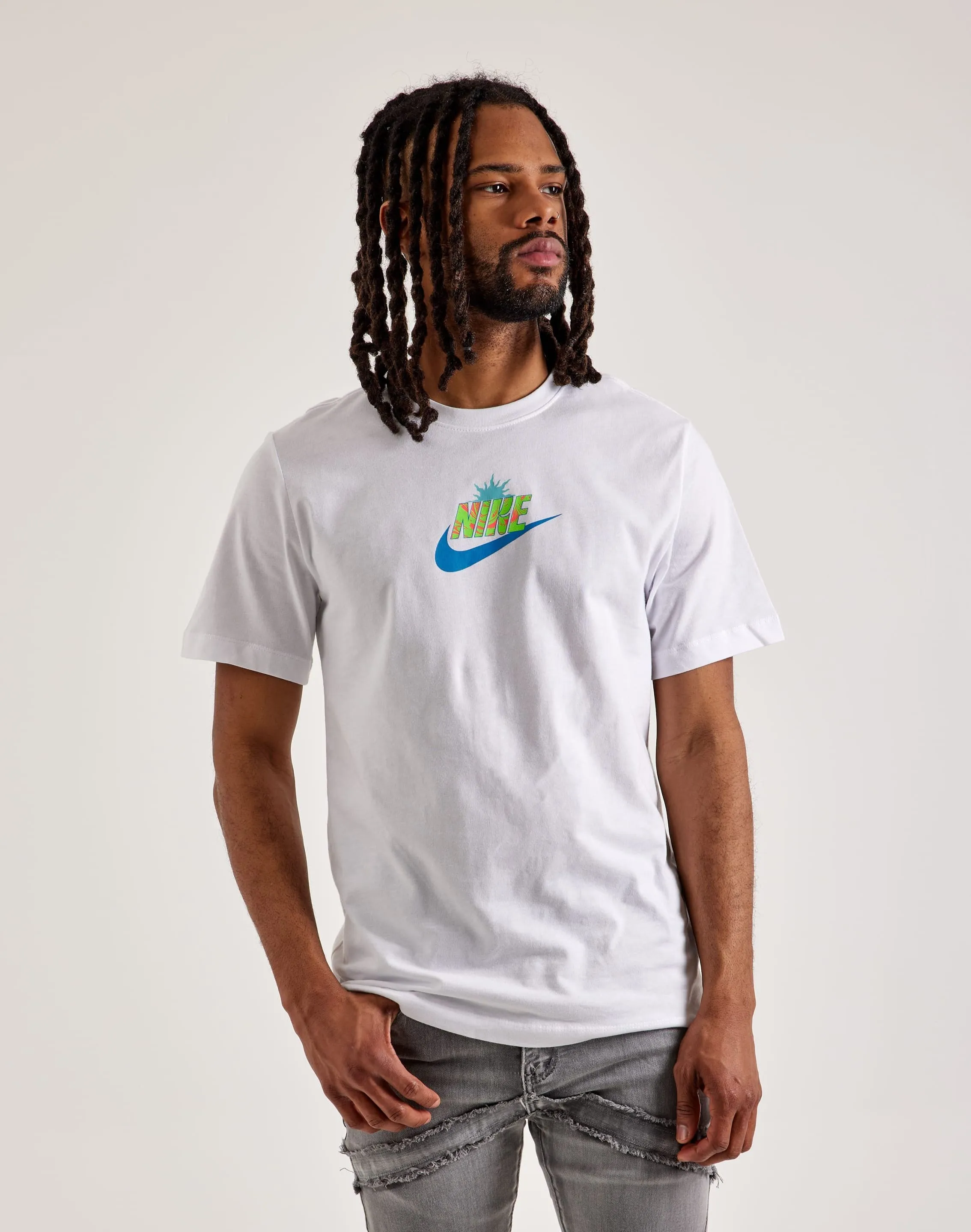 Nike Sportswear Tee