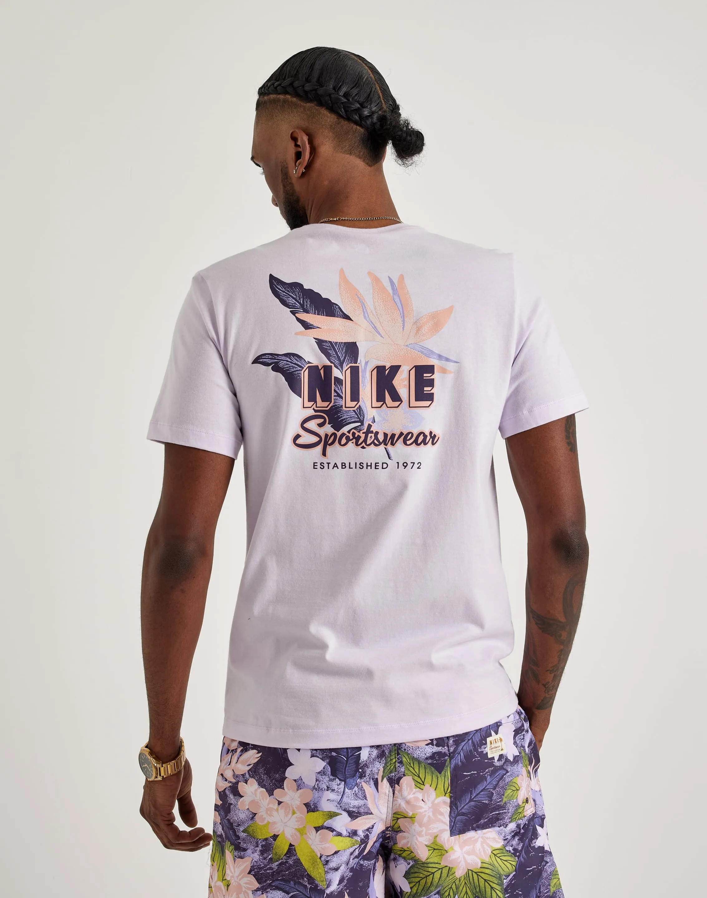 Nike Sportswear Tee