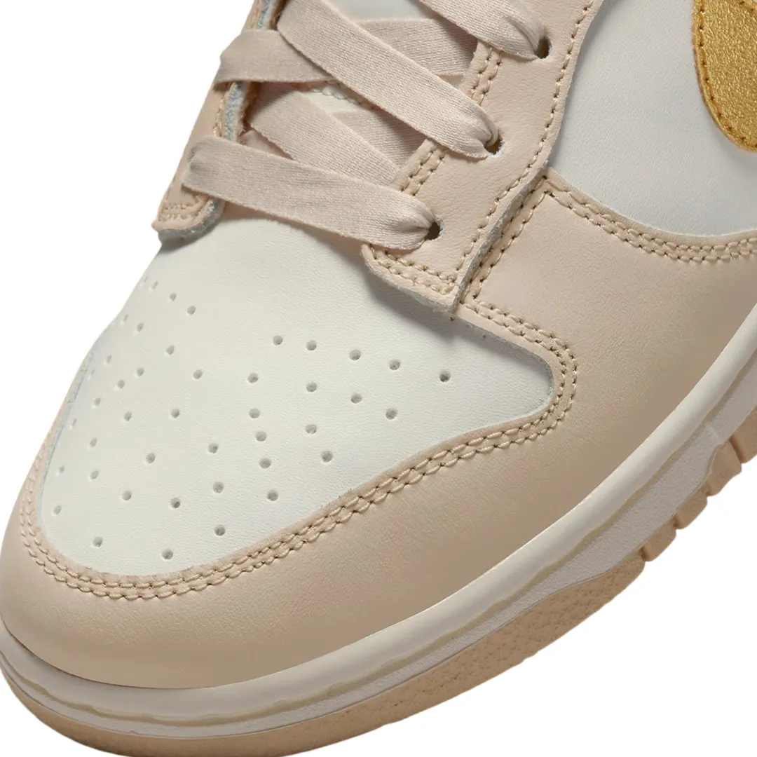 Nike Women's Dunk Low Metallic Gold Nike Dunk