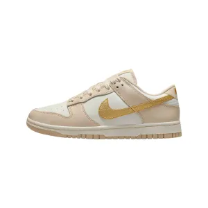 Nike Women's Dunk Low Metallic Gold Nike Dunk