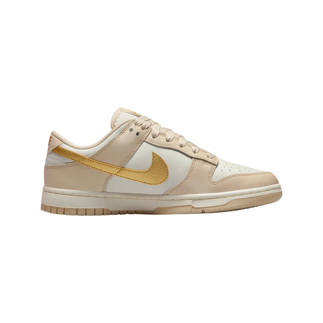 Nike Women's Dunk Low Metallic Gold Nike Dunk