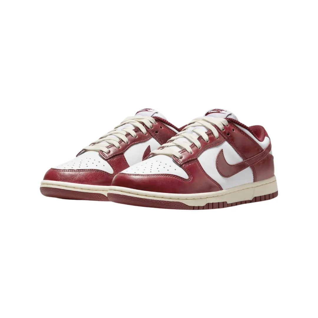 Nike Women's Dunk Low Vintage Red Nike Dunk