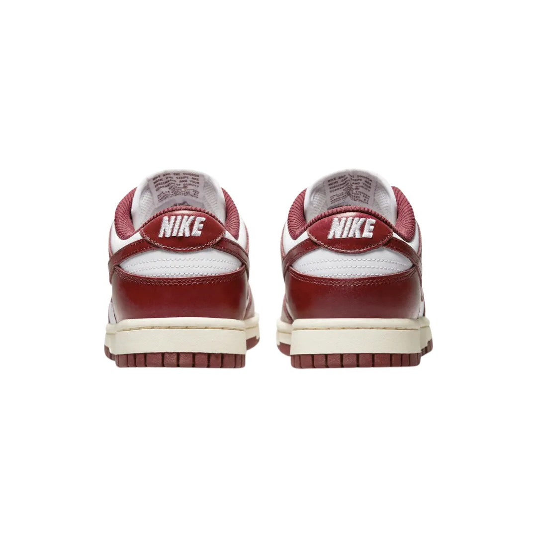 Nike Women's Dunk Low Vintage Red Nike Dunk