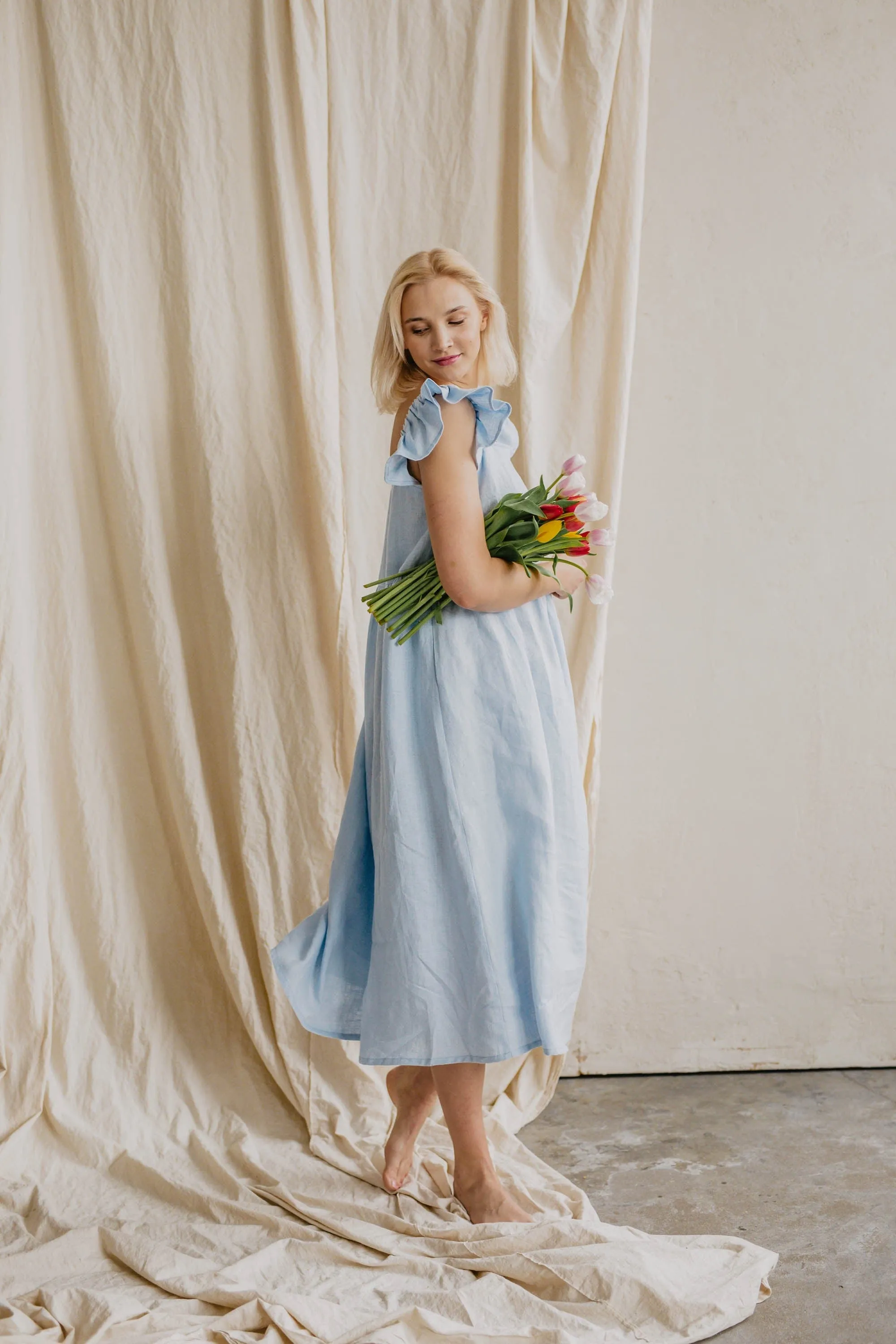 Ona Women's Linen Ruffle Dress | Sky Blue