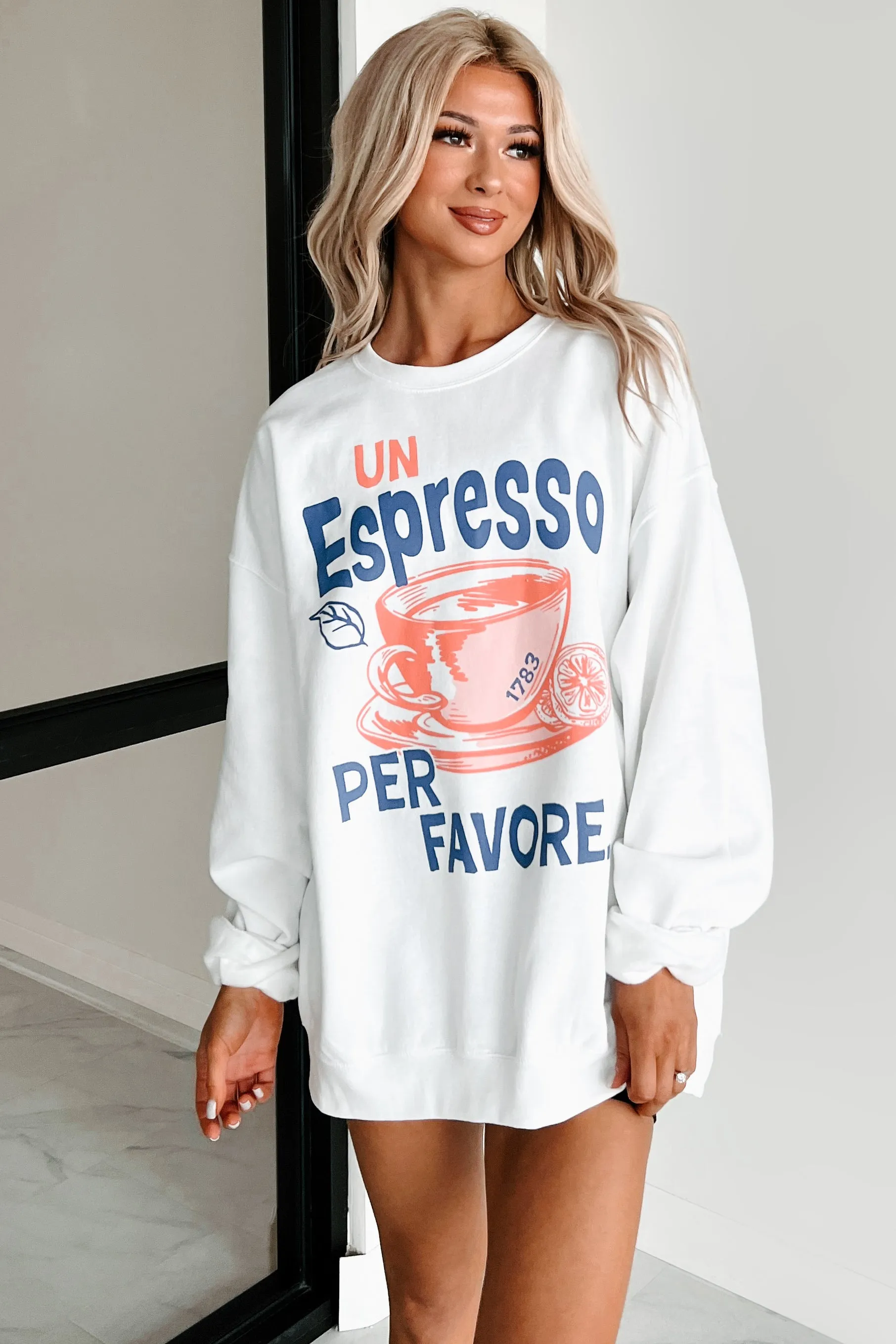 "Un Espresso" Graphic Sweatshirt (White)