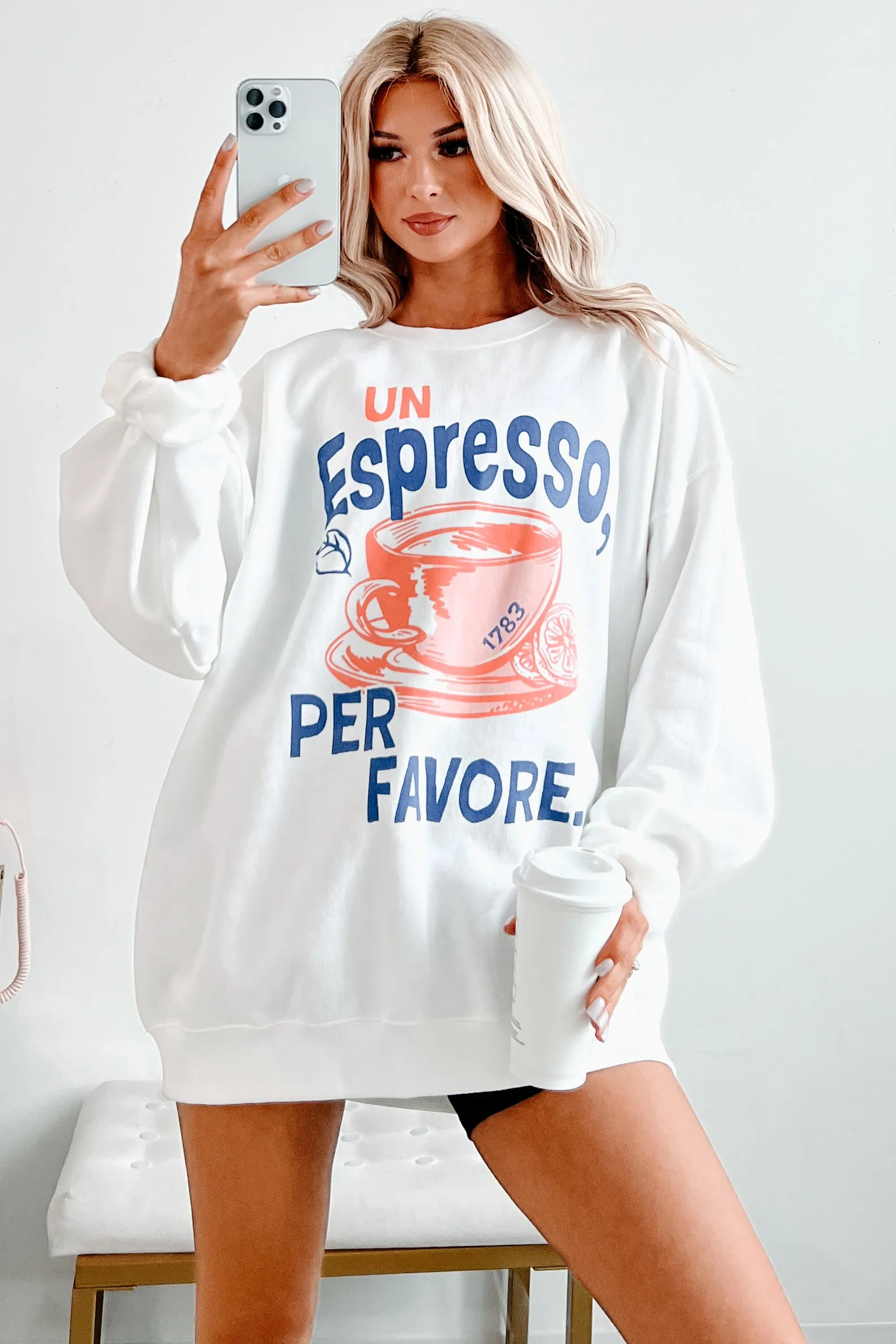 "Un Espresso" Graphic Sweatshirt (White)