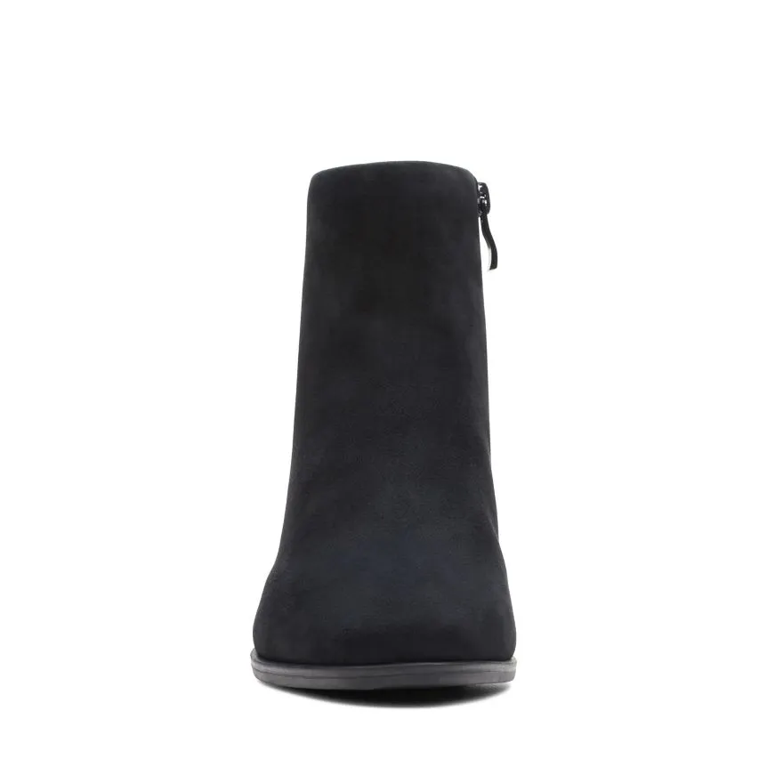 WOMEN'S FREVA 55 ZIP Shoes_clarks