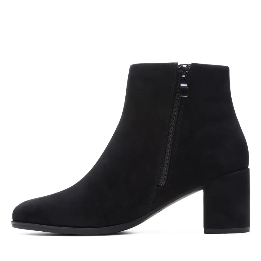 WOMEN'S FREVA 55 ZIP Shoes_clarks